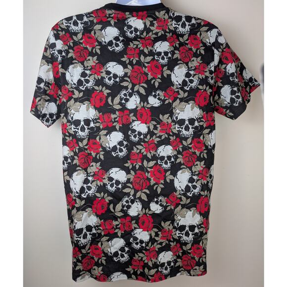 WXYZ Mens T-Shirt Large Black Red Skull Rose Allover Graphic Pocket Punk Rock - Picture 2 of 8